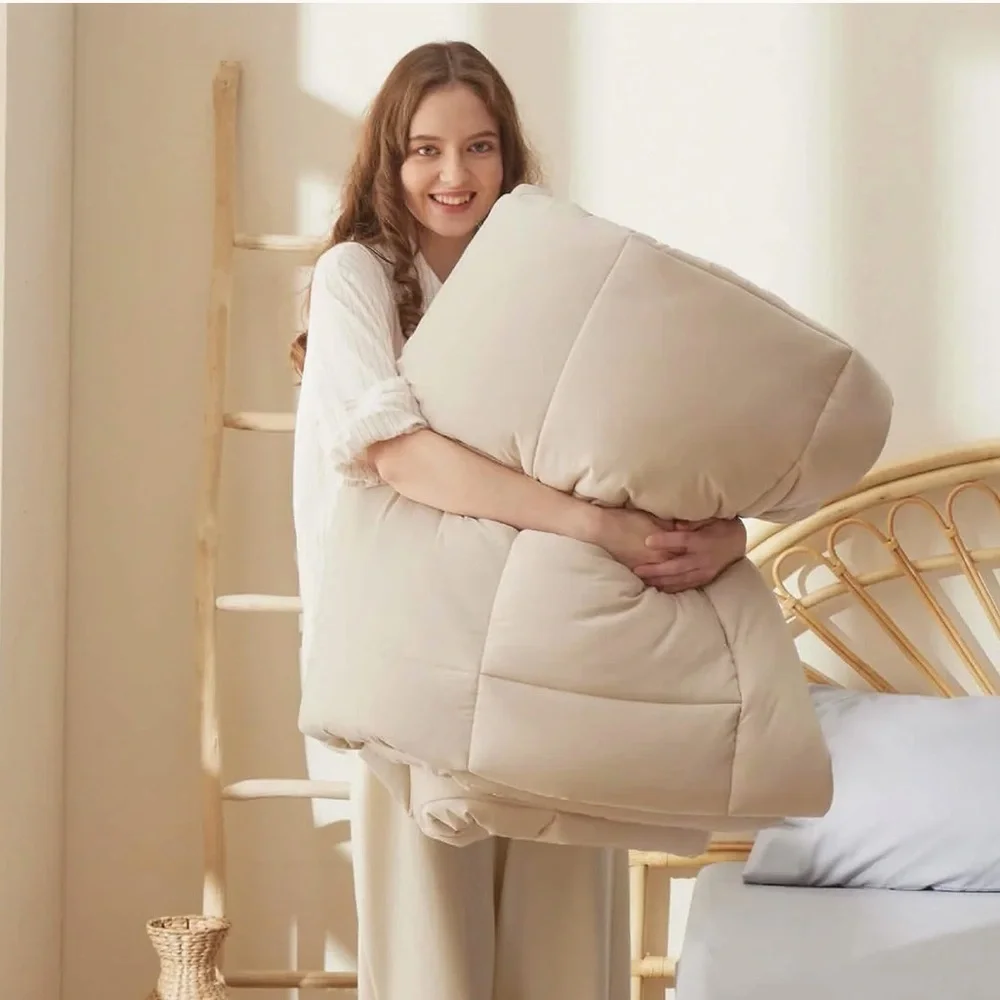 Brand New Bedsure GentleSoft Down Alternative Comforter Queen Beige